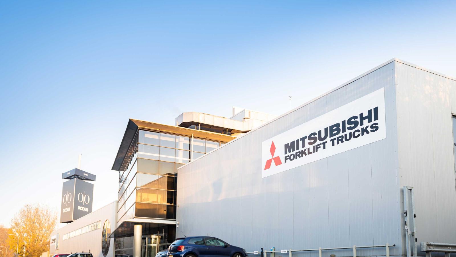 Lodiers-en-Partners-Mitsubishi-1 Lodiers-en-Partners-Mitsubishi-1