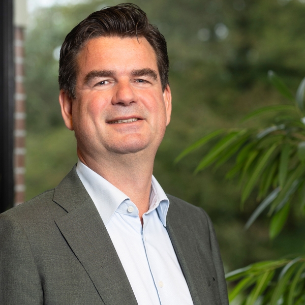 20241001-Lodiersenpartners_Frank-by-Etienne-Oldeman-PhotographyW 20241001-Lodiersenpartners_Frank-by-Etienne-Oldeman-PhotographyW