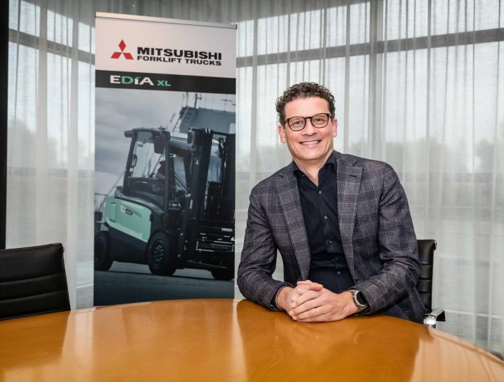 Lodiers-en-Partners-Mitsubishi-6 Lodiers-en-Partners-Mitsubishi-6