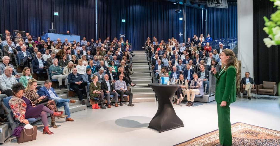 323-2023-event-18-april-2023-055