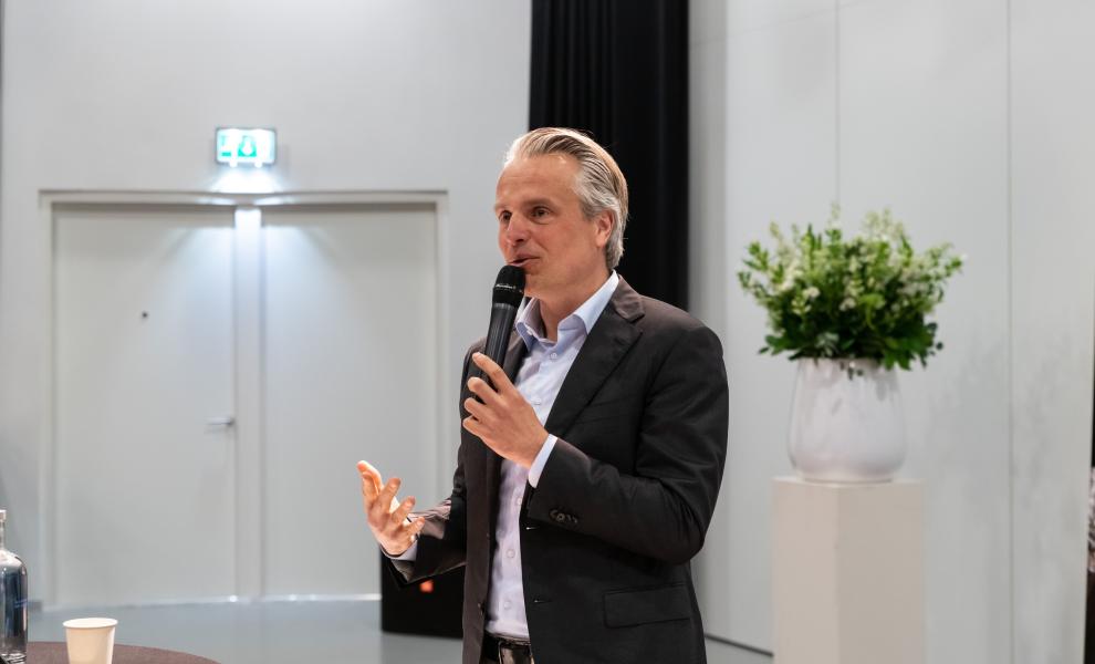 323-2023-event-18-april-2023-056